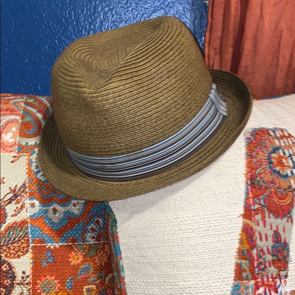 Hat - Picture 4 of 10